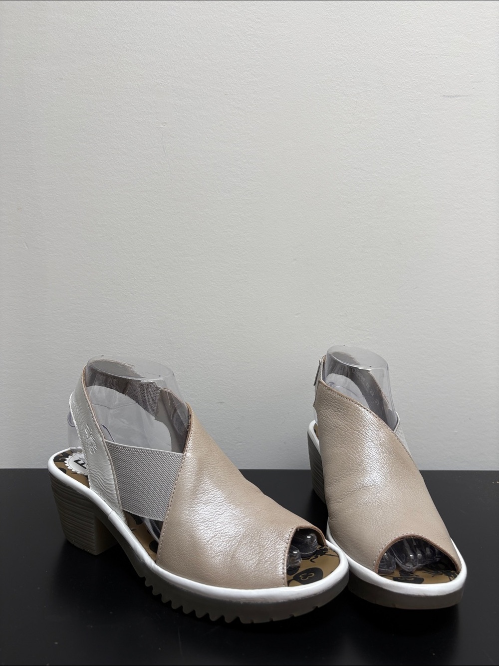 Fly London Wily Sling Back Sandal Silver Beige Cream Open Toe 6.5 7